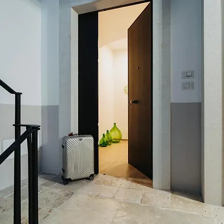 Casa Mado Abbrescia 公寓